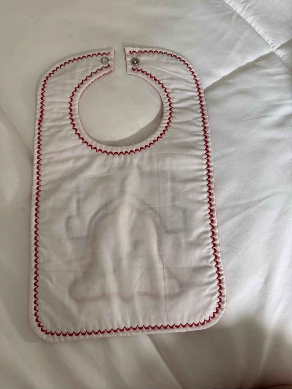 Red Gingham Bell Appliqué Baby Bib - Unbranded